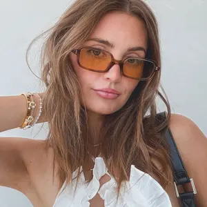 DIFF Aspyn Ovard Sunglasses