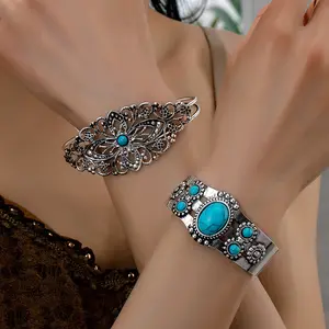 2pcs French Retro Open Mouth Bracelets - Elegant Vintage Jewelry with Floral & Turquoise Accents, Durable Zinc Alloy, Perfect for Daily Wear & Formal Events