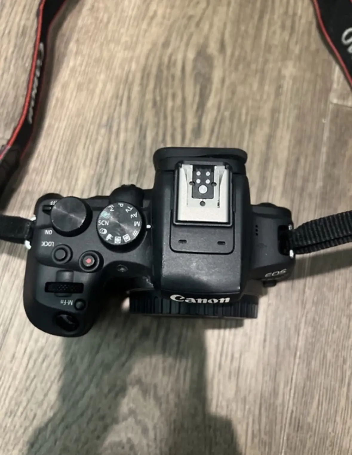 EOS R10 Camera EOS R10 Camera