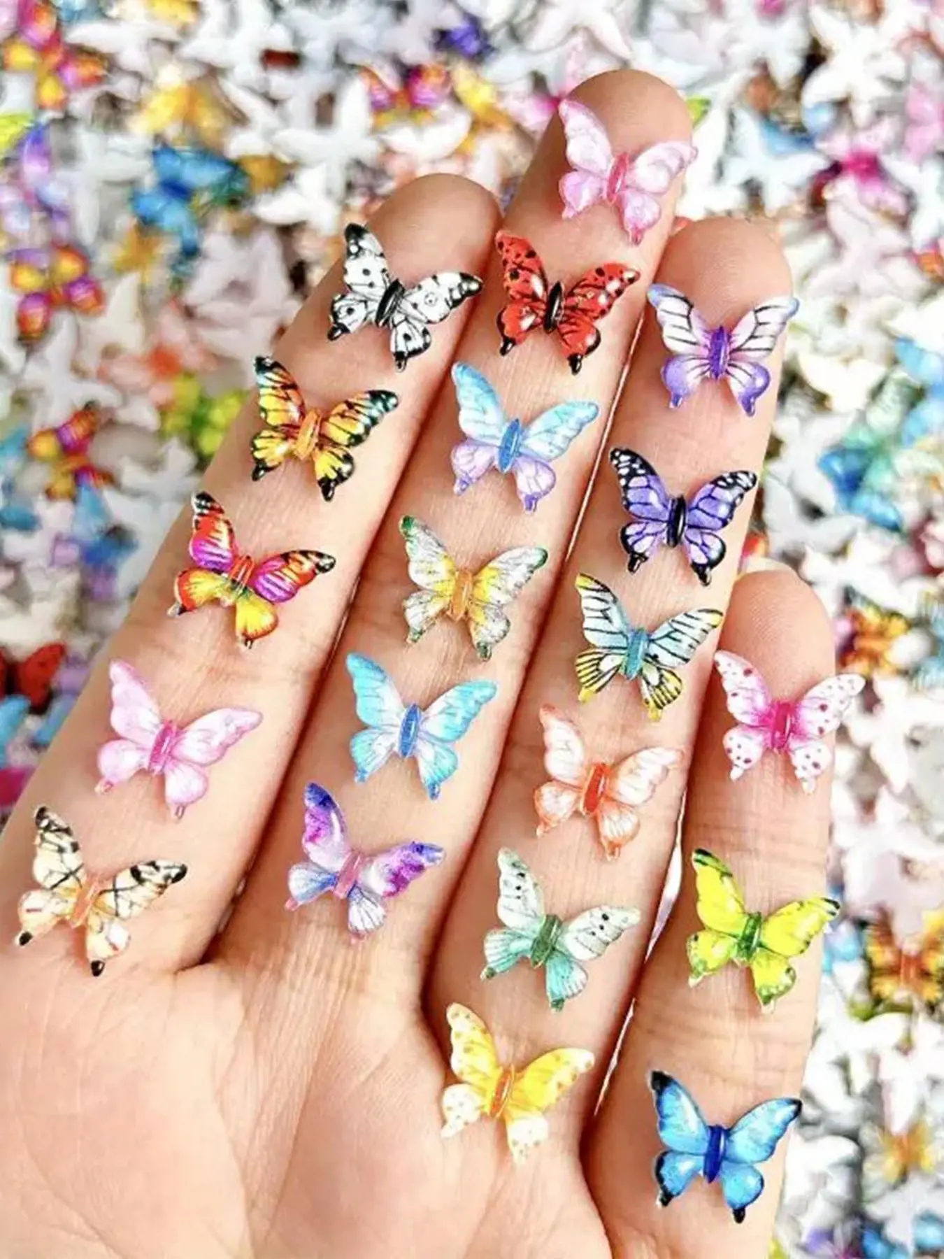 100pcs Mini Resin Butterfly Decorations, Perfect for DIY Nail Art, Nail Art Accessories, Butterfly Nails, Scrapbooking, Hair Clips, Jewelry Making, Christmas Crafts, Home & Office Decor