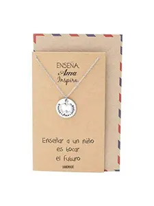 Quan Jewelry Best Gifts for Teachers in Spanish Apple Jewelry Enseña AMA Inspira Engraving on Pendant, Latin Engraved Necklace and Greeting Card (Silver Tone)