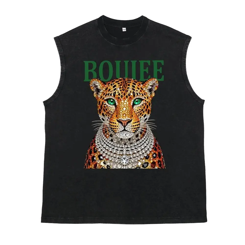 Retro leopard-print shirt, stylish washed graphic T-shirt, trendy animal-print T-shirt, luxury T-shirt with rhinestone leopard-head motif.,back to school,back to school shopping