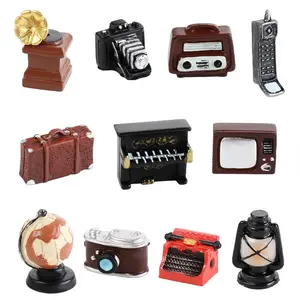 Home Decoration Retro Nostalgic Figurine Mini Retro Camera Miniatures Model Miniature Resin Dollhouse Figurine Ornaments