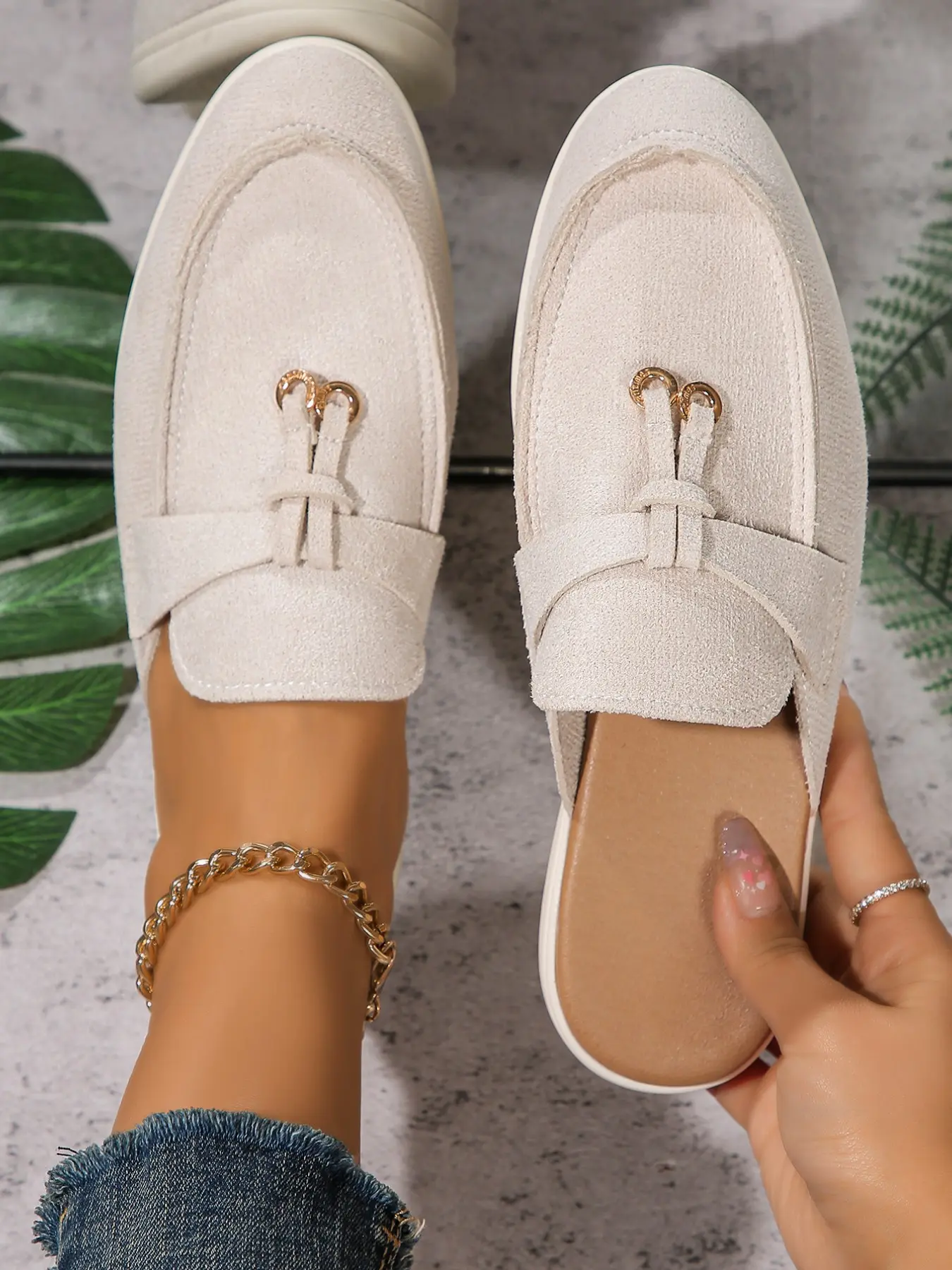 Stylish Suede Loafer Slide Shoes with Bit Detail, Flat Slippers, Soft and Comfortable Unique Design for Fashion Lovers, Perfect for Everyday Wear, Flat Mules, Mule Slides