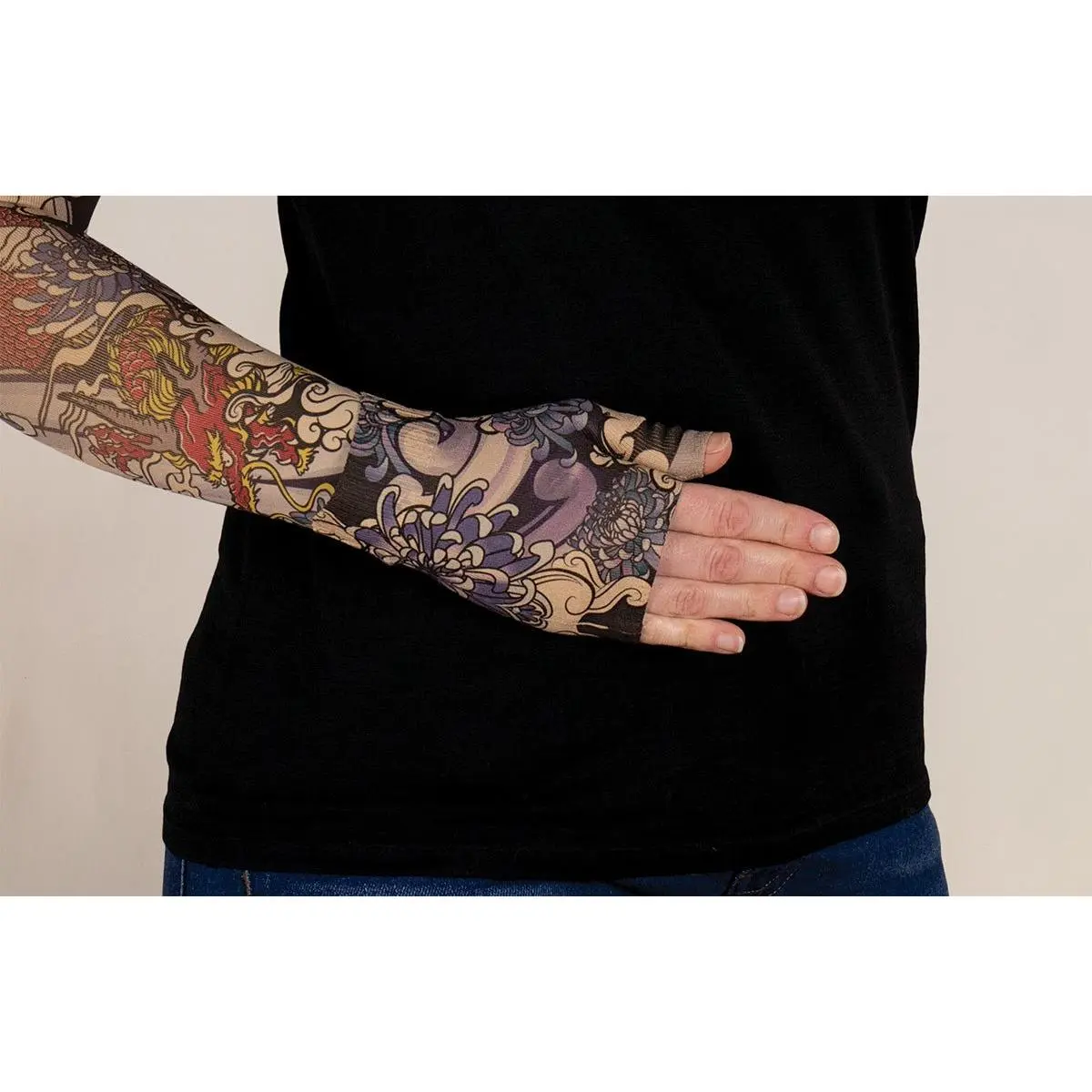 Dragon Lair Beige Gradient Compression Gauntlet