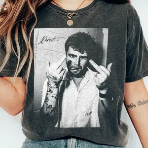 Comfort Colors Alex Warren Singer Portrait Graphic T-Shirt, Retro Music Aesthetic Tee, Edgy Streetwear Shirt for Men Women Fans Gift USA