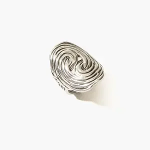 en route Silver Swirl Ring, Fluid Wave-Inspired Band with Sculptural Movement in Polished Silver Plating, A Modern Statement Piece That Flows Effortlessly from Casual Stacks to Chic Solo Looks