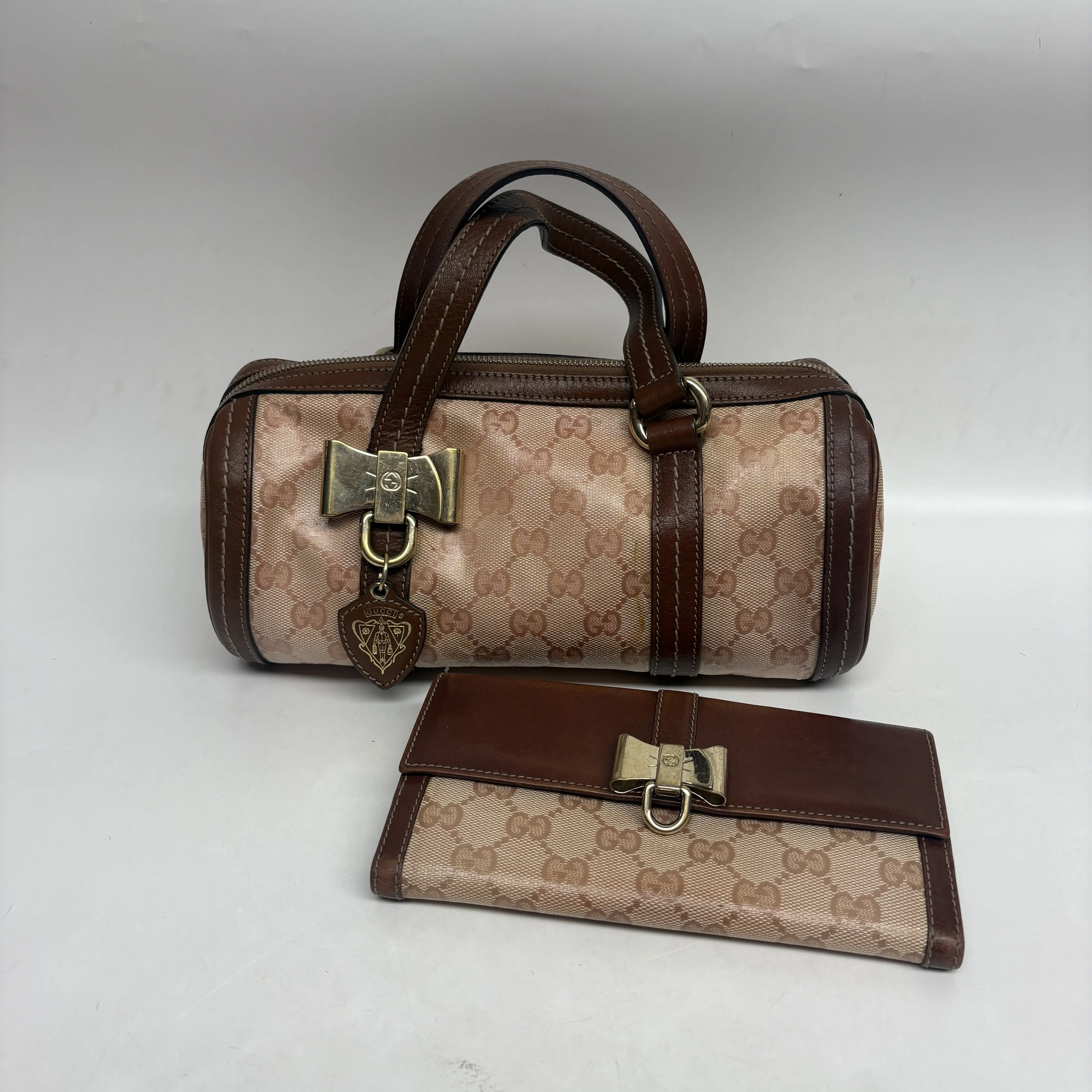 Pre-owned Canvas Crossbody Bags Gucci Vintage Baguette Wallet