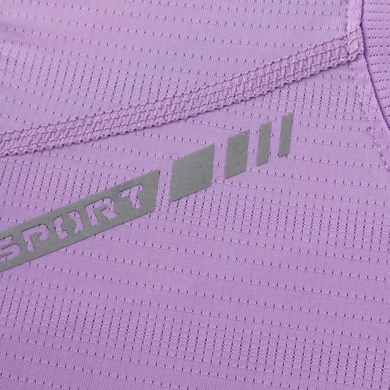 Women’s summer quick-dry sports T-shirt, high-stretch short-sleeve quick-dry top for yoga, fitness, and everyday wear; versatile athletic shirt made from a smooth, non-abrasive quick-dry fabric with reflective shoulder details; suitable for running, yoga,