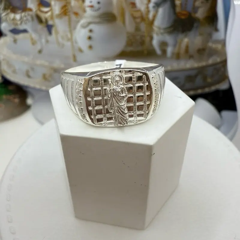 925 sterling silver#14 men’s  ring high quality solid Mexican silver )) anillo de plata Mexicana Alta calidad talla 14 es solido piedras finas de zirconia