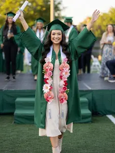 Custom Bloom Floral Graduation Stole, Ribbon Flower Lei Sash, Senior Photo Prop, Class of 2026 Gift, Graduation Party Keepsake