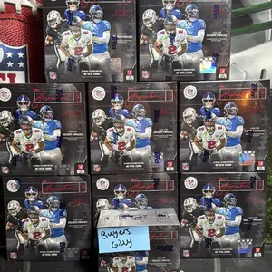 Break #119 8 Signature Class Megas, Signature Blaster Buyers Givvy PYT