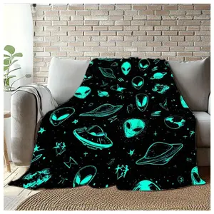 Vintage Alien Universe Flannel Blanket, Durable Comfortable All-Season Throw, Vivid Space Art, with and Prints Suitable as a gift sizes 60*80,30*40 ,40*50 50*60