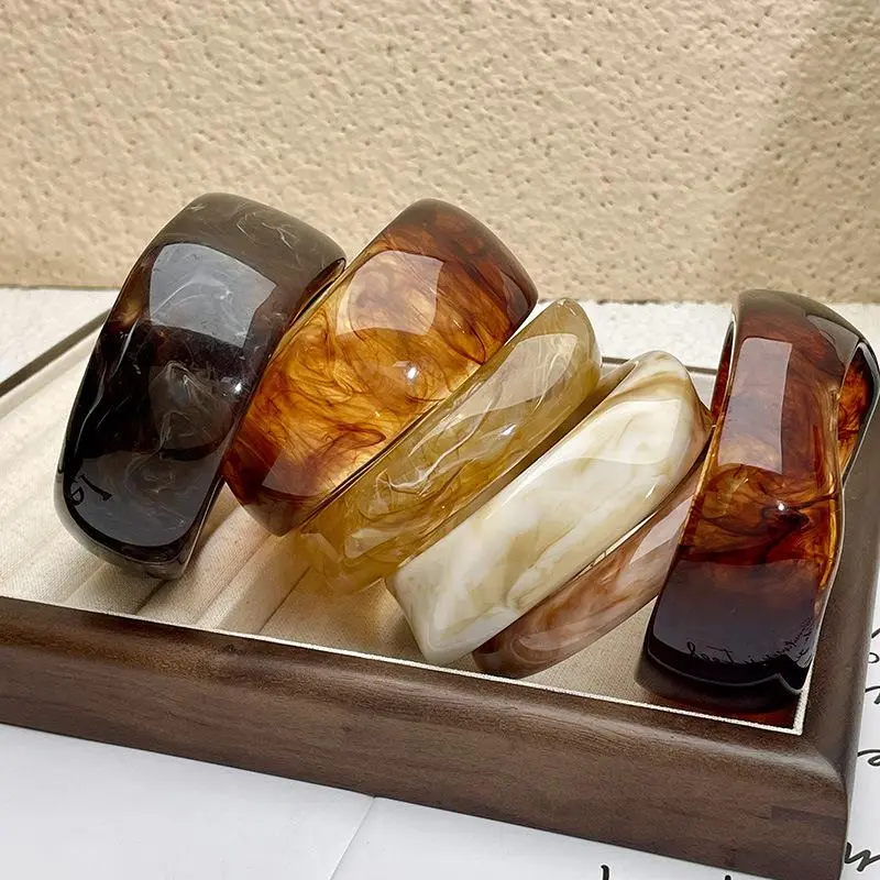 Fashion Wide Geometric Resin Beige Brown Coffee Bangles Irregular Chunky Bracelets Bangle Jewelry Gift for Women Girls