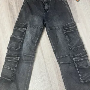 Desire Cargo Pants for Women - Stylish Design with Side Pockets, Comfortable Fit, and Versatile Style for Everyday Wear - Bottom, Womenswear