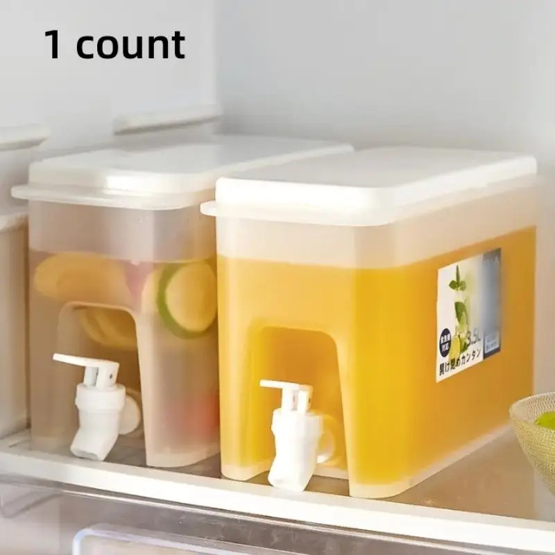 Cold Water Jug with Faucet, 1 Count Refrigerator Beverage Storage Dispenser, Clear Large Capacity Water Jug for Home Party Use