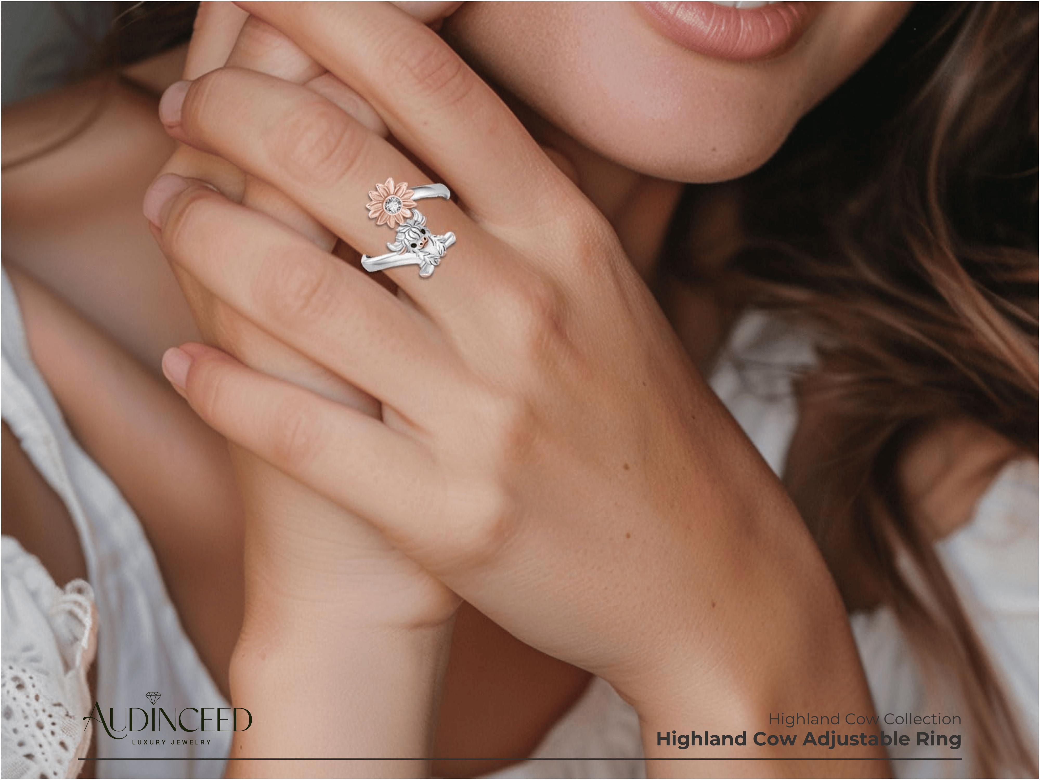 Audinceed Highland Cow Adjustable Ring, S925 Sterling Luxury Silver Adjustable Ring Vintage Charming Cute Affordable Jewelry Silver Ring Anniversary Birthday Gift for Girlfriend Woman Female Wife