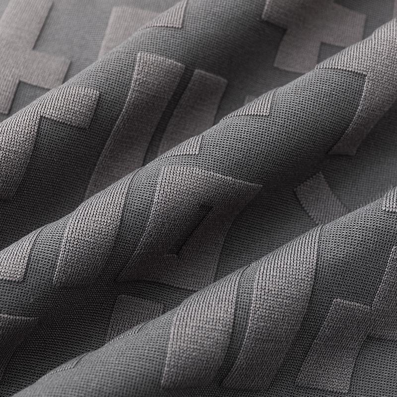 Men’s solid-color retro jacquard textured polo shirt with a turn-down collar; stylish casual athletic T-shirt with buttons; simple, versatile, comfortable, and breathable—ideal for work commutes, outdoor sports, and everyday home wear.