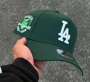 New Era Los Angeles Dodgers 9FORTY Trendy Hat – Embroidered LA Logo Snapback Baseball Cap, Adjustable Streetwear Cap for Men and Women, Classic Hip Hop Style