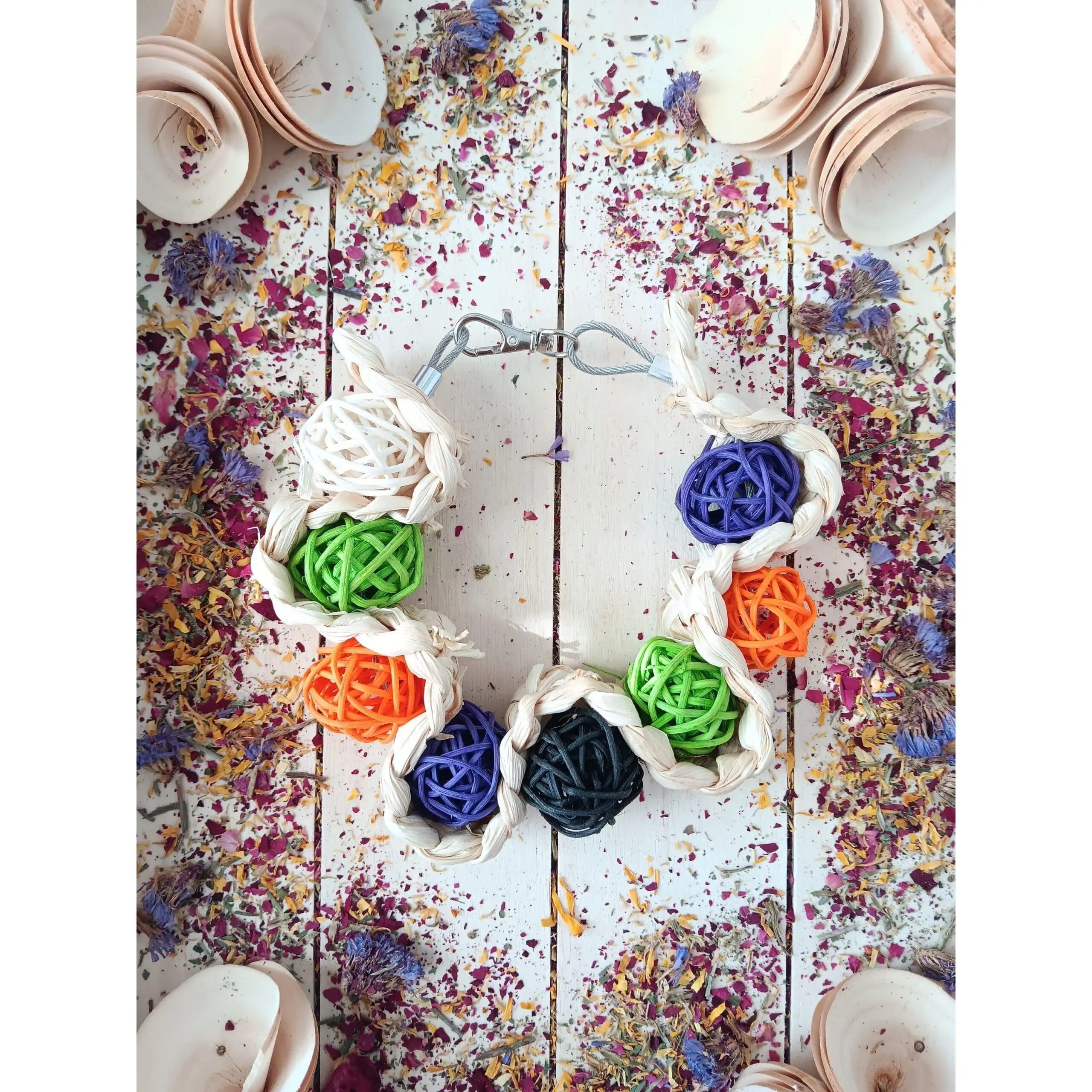 Hanging Cage Rattans and Woven Corn Leaves Treat and Toy for Rabbit, Chinchilla, Hamster, Guinea Pig and Small Animals.