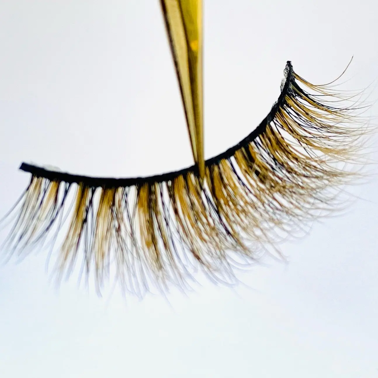 Sandy Colored Strip Lash - Eyelashes for a Flawless Look, Brown, Gold and Black hairs on a clear eyeliner band Cosmetic