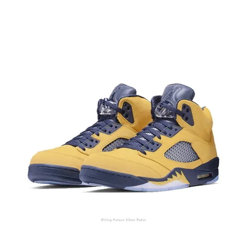 Retro High-Top Sneakers Michigan 2019 Edition