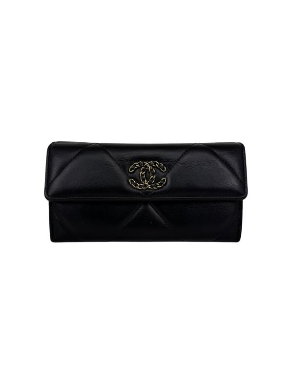 Pre-owned CHANEL Leather Classic Flap Wallet 19 Large Black Lambskin Classic Flap Wallet