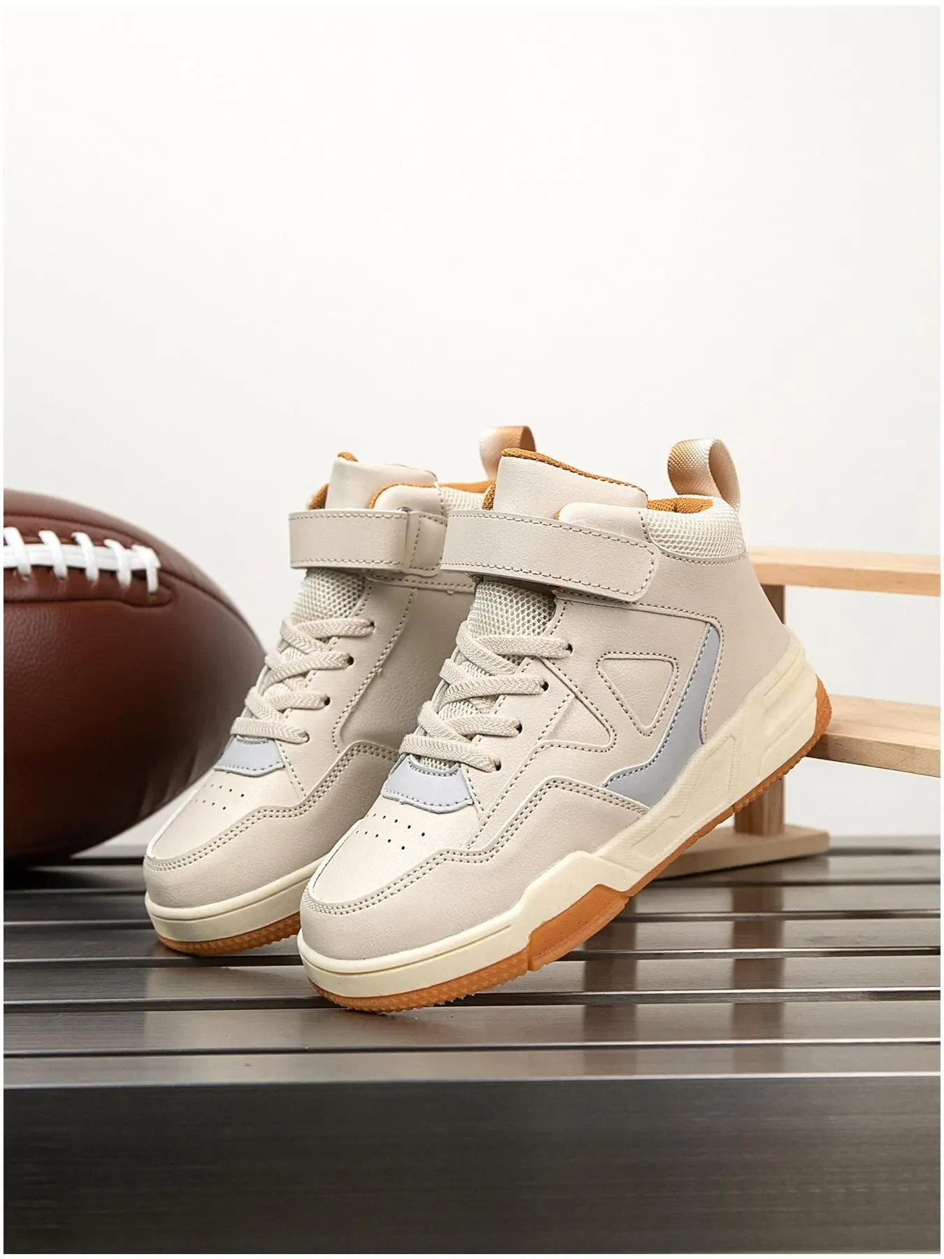 Boy's Fashionable Lace Up Sneakers, Casual Comfortable Breathable Non-slip Sports Shoes, Trendy All-match Sneakers for Daily Wear