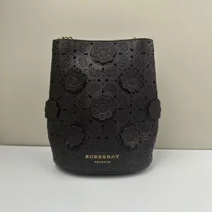 Pre-owned BURBERRY Calfskin Crossbody Bags Prorsum Bucket Chain Black CPU0514
