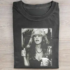 Vintage Stevie Nicks Graphic Tee, Classic Goddess Of Pop T-Shirt, Dark Lady Concert Merch, Exclusive Music Fan Apparel, High End Top
