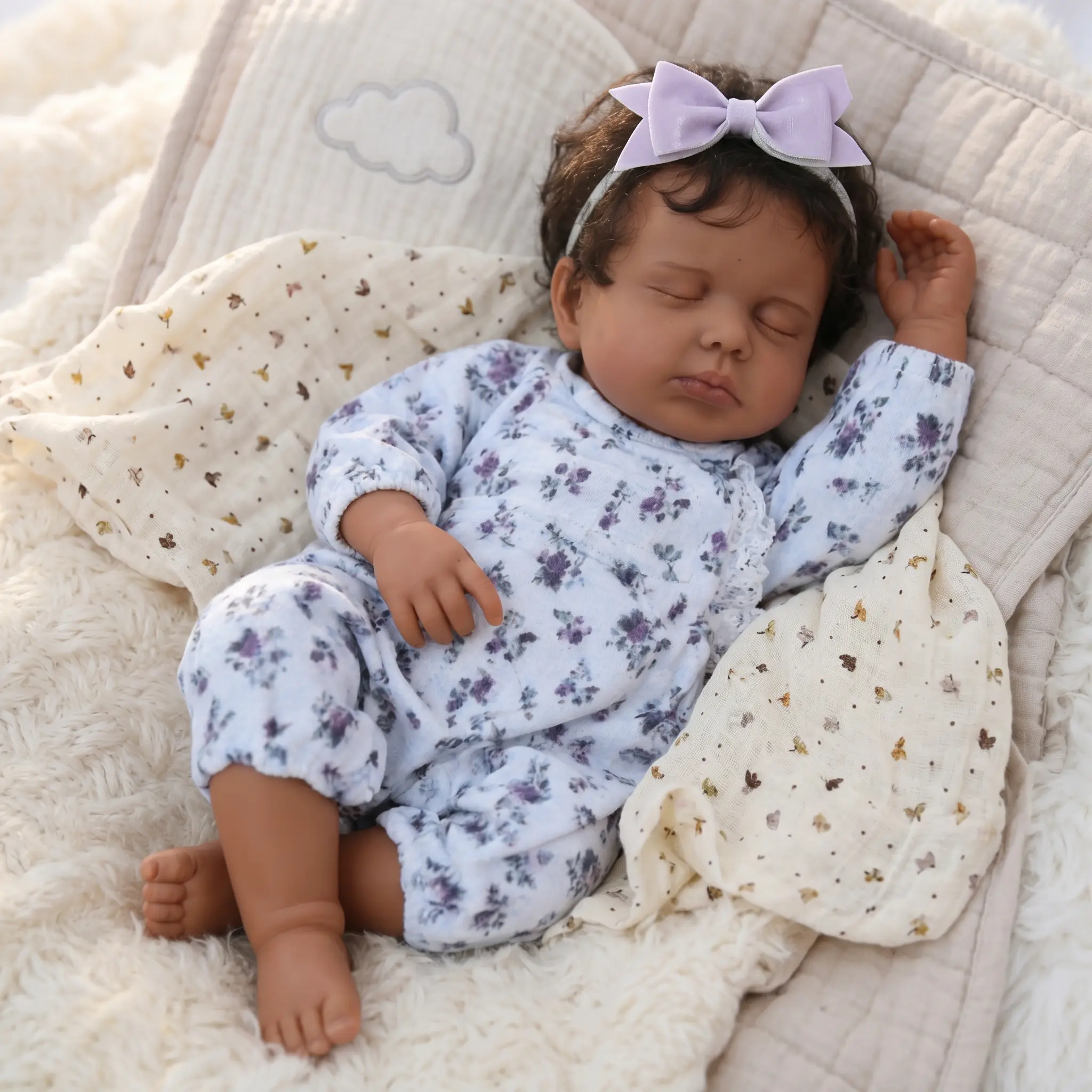 Lifelike Reborn Baby Dolls 20 Inch  Real Life Baby Dolls gifts for Mother's Day Valentine's Day Children's Day & Christmas
