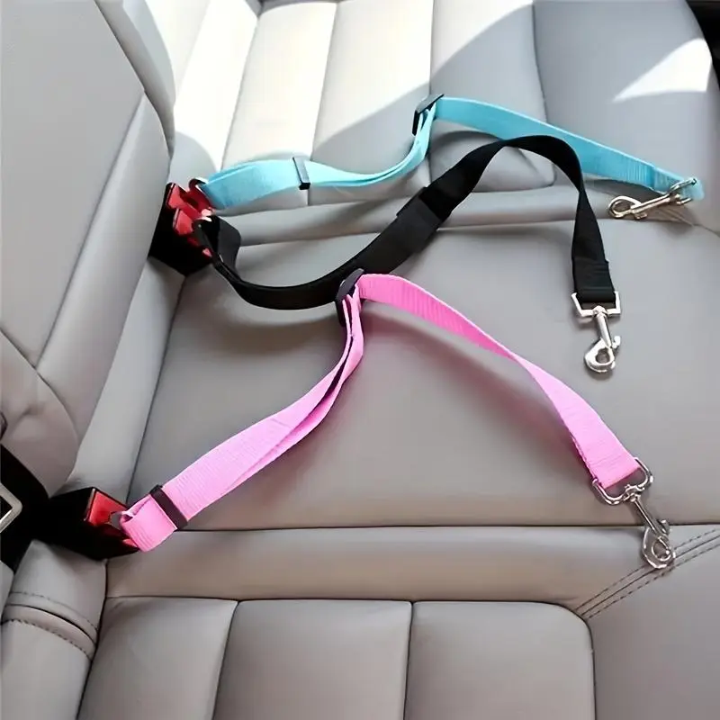 Adjustable Pet Safety Seat Belt Harness with Tow Hooks for Dogs, Durable Polyamide Material, Rear Seat Placement - Ensures Secure Car Travel for Pets
