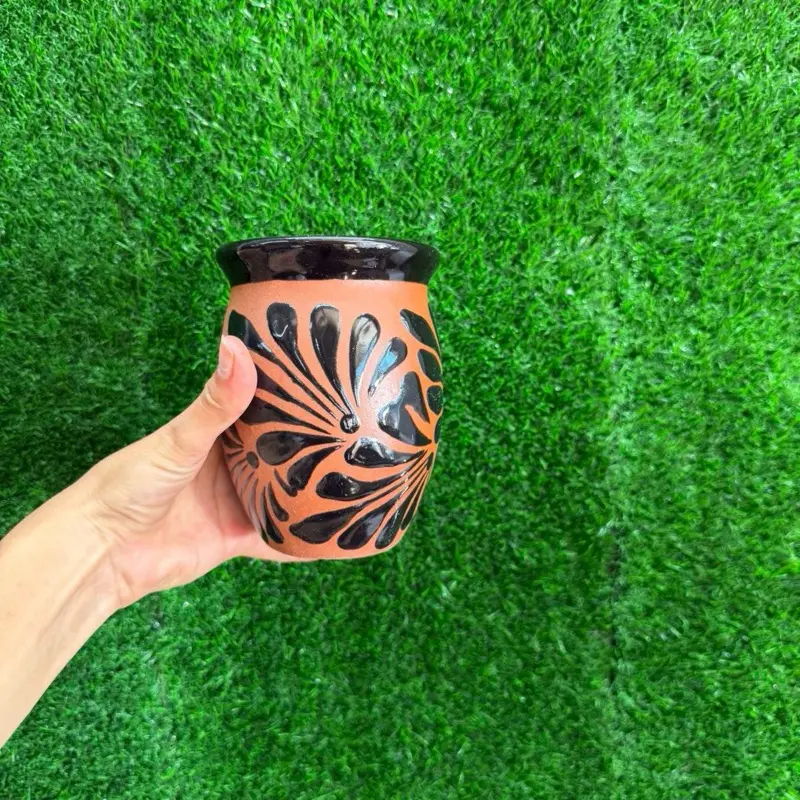 Handmade Relieve Cantarito Cielito Lindo-Terracota Negro-500ml.