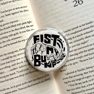 Fist My Bump Acrylic Magnetic Phone Grip – Amaze Pop Socket, Trendy Phone Accessory, Unique Gift for Pop Culture Fans