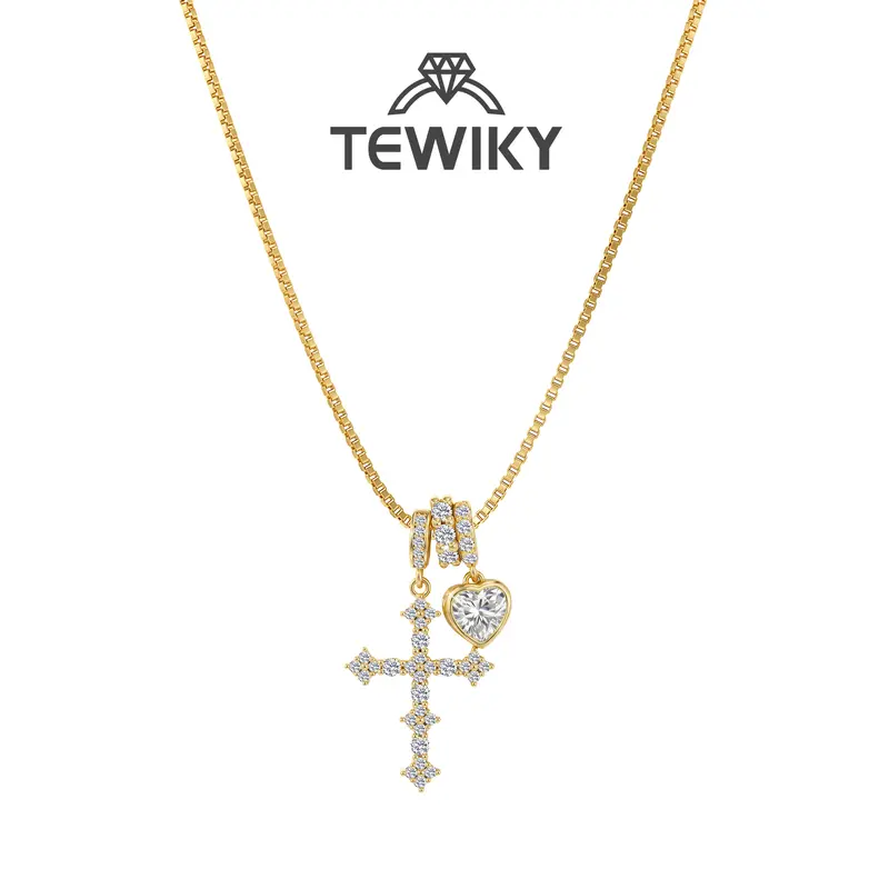 TEWIKY 14K Gold Plated, Gold 1mm Box Chain with Three Cubic Zirconia Rings, Hanging Cubic Zirconia Small Four-Leaf Clover Cross / Bezel-Set Heart Cubic Zirconia Pendant Necklace, Birthday Gift, Elegant and Fashionable Women's Jewelry Necklace