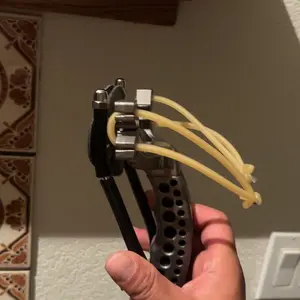 Professional Outdoor Fishing Wrist Guard Set with Adjustable Leather Strap - Ergonomic Hand Protection for Fishing Enthusiasts