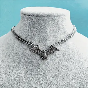 1Pc Stylish Bat Shape Pendant Necklace For Men.