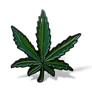 Happy Plant Pin with Metal Coating Green Leaf Design for Stylish Accessories Metal Coated Leaf Pin Ideal for Various Occasions