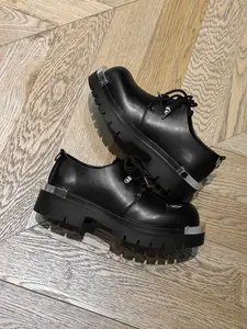 Men's Large Size Metal Thick Sole Leather Stylish Trendy Walking Shoes, Anti-Slip Wear-Resistant Support, Punk Function Style, Streetwear Casual Daily Use