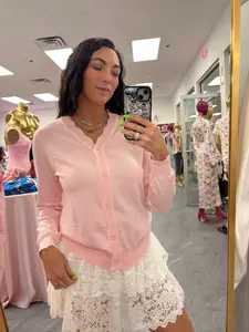 Scalloped Edge Button Cardigan - Pink