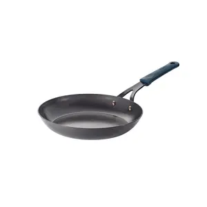 Ember Carbon Steel Fry Pan - with Silicone Grip