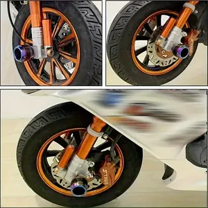 The protective cover is specially designed for motorcycles and is used to protect the front fork bracket and tires to prevent them from being damaged in case of a fall.