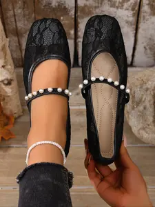 Women's Lace Square Toe Mary Jane Flats, Retro Floral Embroidered Breathable Soft Rubber Sole Pearl Decor, Slip-On Casual Commute Walking Shoes Commuter Shoes Work, Versatile Shoes