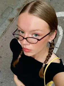 Women's Narrow Frame Oval Glasses, Ultra-Light Design, Lightweight Eyeglasses, Comfortable No-Pressure, Transparent Lenses, PC Material, Bohemian Style, Perfect for Clothing Matches