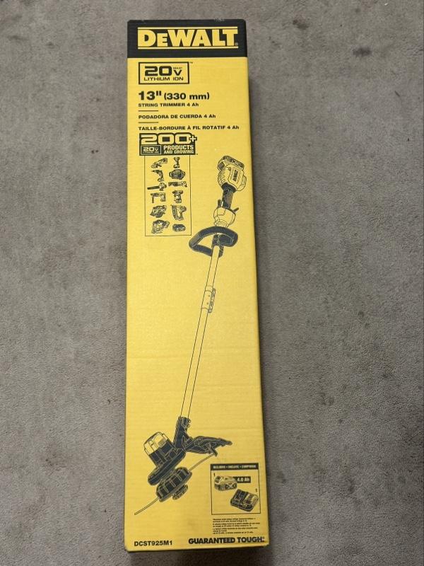DEWALT 20V MAX* String Trimmer Kit, 4 Ah Battery & Charger DCST925M1