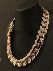 20mm Heavy Cuban Link Design Hiphop Gold-Plated Curb Custom Cuban Necklace, Classic Glory Hip Hop Cuban Chain Jewelry, Streetwear Statement Jewelry, Gift for Relatives and Friends, Perfect Gift Choice, Suitable for High-End Occasions