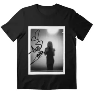 Rock the Look with Avril Lavigne T-shirt Collection Tshirt T-Shirt