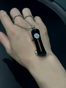 Creative Skateboard Theme Necklace, Unisex Hip-Hop Style, Titanium Steel Material, Perfect Gift for Skater Lovers