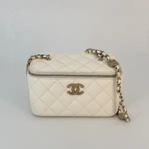 Pre-owned CHANEL lambskin Crossbody Bags Small Vanity Case w/ Chain Neutrals Crossbody Bag