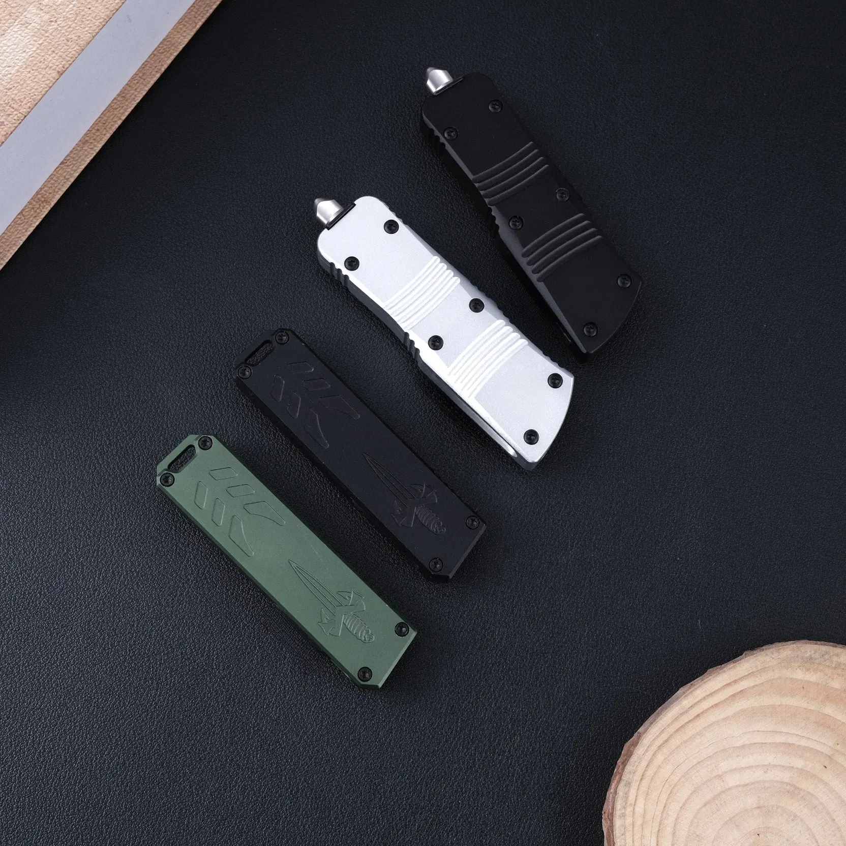 Outdoor portable folding knife, aviation aluminum handle, D2 high hardness corrosion-resistant steel, outdoor fishing and camping EDC tool, portable tool, best gift.